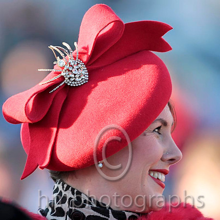 Arron Curran from County Meath winner of the Best Dressed Lady Competition - CU2D9934-e2