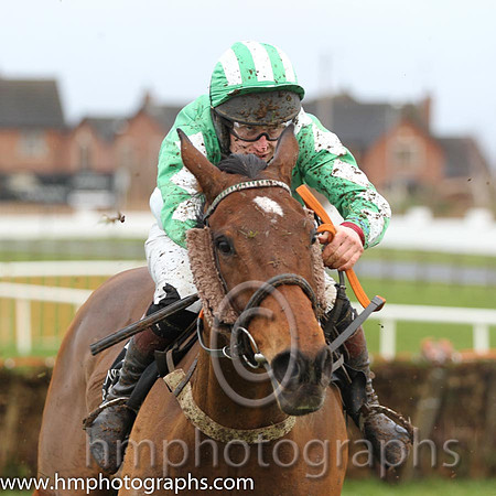 02 LeaveTheLightOn & M P Butler - 2nd (4, emerald green white sash ) - FT8E3008-30