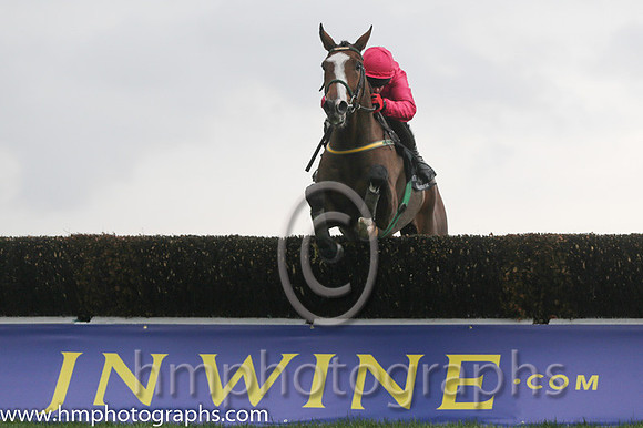 01 Apache Stronghold and P Carberry - - 01st (1 ,cerise ) Trainer - N Meade