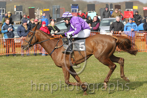 R1 - Kiteney Wood  -& B O'Neil - Winners - FT8E3685-3
