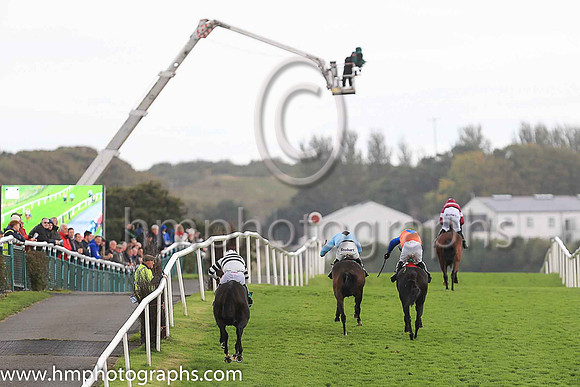 01st Marinero and B J Cooper ( 2 , maroon, white star ) Trainer - H de Bromhead , Owner - Gigginstown House Stud