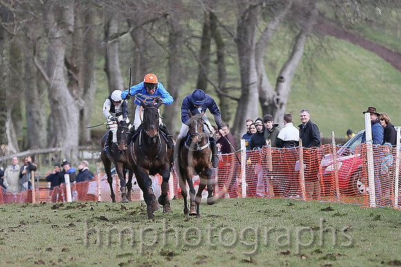 01st BRIDGE END? and N McParlan ( 6 ,Antrim (H)?- BLUE  WHITE HOOPS; blue, plain sleeves; orange cap,white spots ) Trainer: I. R. Ferguson,, Owner : Ferguson Jane  Paul