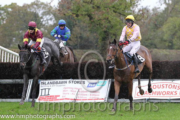 04 Disco Tunes & R P Quinlan - 4th (24, maroon, yellow braces) & 09 Wish In A well & B G Crawford - PU (9, pink and yellow check) - FT8E9431-3