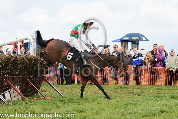 02nd QUIET ACCOUNT and N McParlan ( 6 , EMERALD GREEN,red sash; white sleeves; white cap ) Trainer: C.A. McBratney,, Owner : Frances J. Savage