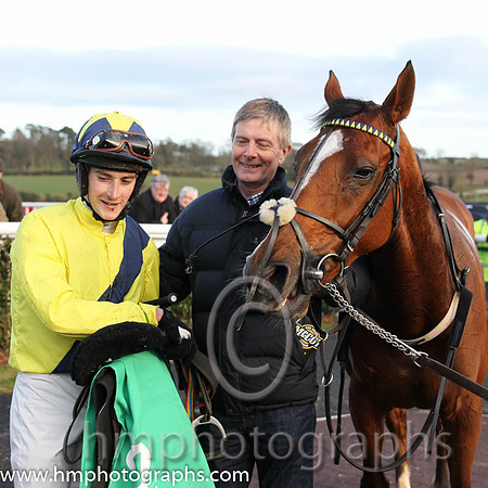Race 6 1st - Court Frontier (IRE) (2 ) Jockey: Mr John J Fitzpatrick (7) - Trainer: A Fleming - yellow, blue sash