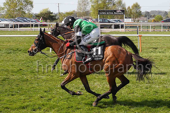 06th Urtheoneiwant and M A Enright ( 11 , emerald green, white star ) Trainer - G Elliott , Owner - Gordon Elliott Racing Club