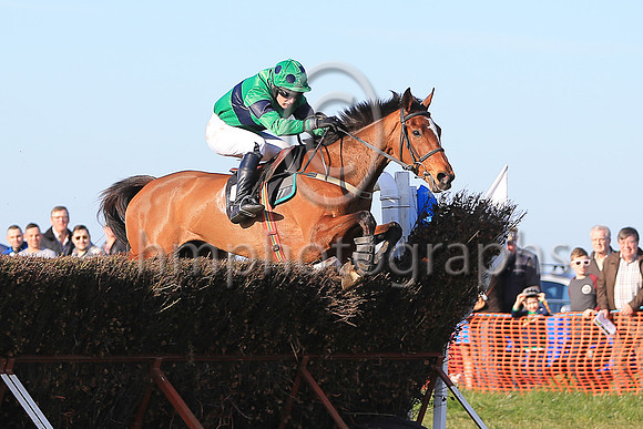 01st ISN'T SHE LOVELY and M J O'Hare ( 5 , EMERALD GREEN,dark blue hoop; emerald green sleeves,dark blue armlet; emerald green cap,dark blue spots ) Trainer: J.G. Cosgrave , Owner : Pauline Whitten