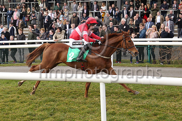 01st Getareason and Mr P W Mullins ( 2 , red, pink band ) Trainer - W P Mullins , Owner - Sullivan Bloodstock Limited
