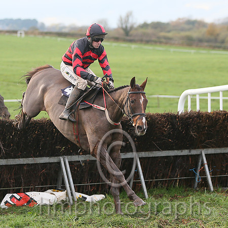 01st YOU MUST KNOW ME and B O'Neill ( 4 , RED,black chevrons; red,black chevrons sleeves; red  black qtd cap ) Trainer: D.M. Christie,, Owner : Alistair Corrigan