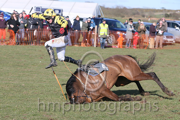 CROSSHUE DUDE and R James ( 4 , BLACK,yellow epaulettes; yellow,black stars sleeves; yellow cap ) Trainer: Donnchadh Doyle,, Owner : Syndicate D  N