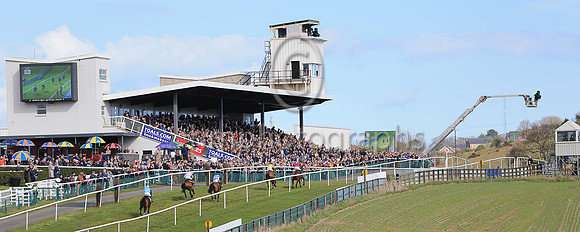 Racing at Downpatrick at the Ulster National Meeting