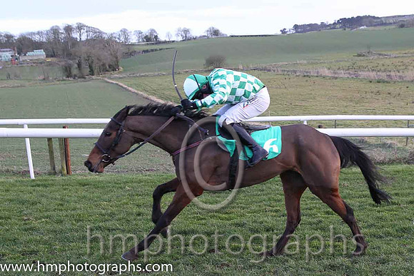 04 Rathvilly Grand &amp; M. Fahey (3) - Trainer: Miss Tara Lee Cogan - Owner: Thomas A. Nolan ( green and white check )