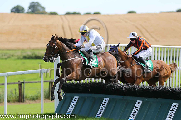 01st Mountain Kingdom and P Townend ( 2 , white, yellow panel ) Trainer - C A McBratney , Owner - Cathal M McGovern