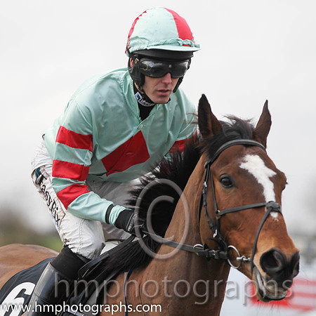 01 Say It again & Andrew J McNamara - winners (6,light green, red diamond ) - FT8E2991-7