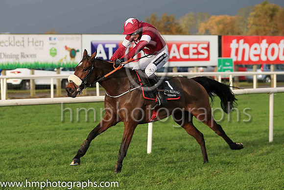 01st A Toi Phil and R Walsh ( 1 , maroon, white star, maroon cap ) Trainer - G Elliott , Owner - Gigginstown House Stud