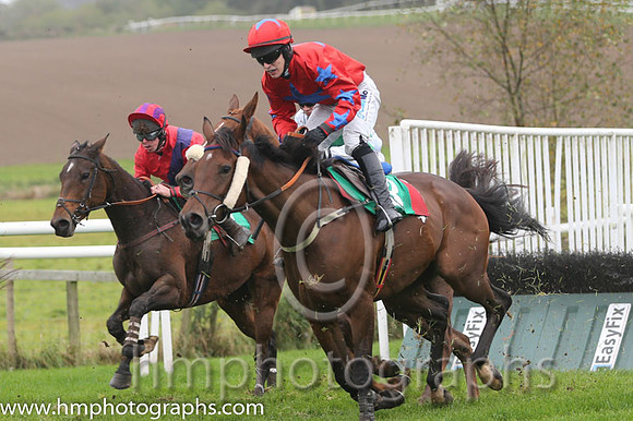 05 DushyDancer and I J McCarthy - PU - 05th (3 ,Red, blue star ) Trainer - J P Brennan