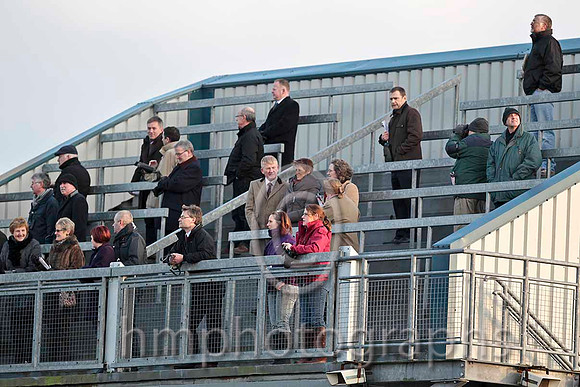 Spectators - CU2D0283-e