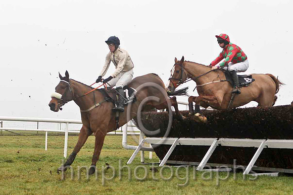 Not A Native, Jockey M F Mooney  - 5th & Paradis De Thaix , Jockey M J Bolger - 2nd - FT8E9415-e