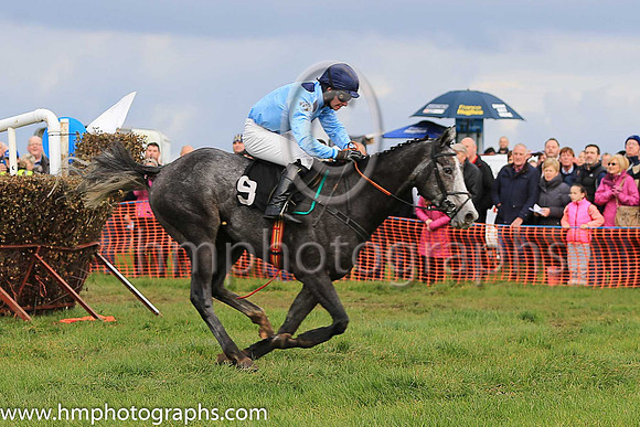 01st RAMORE WILL and N McParlan ( 9 , LIGHT BLUE,navy large spots; light blue sleeves; navy cap ) Trainer: I. R. Ferguson,, Owner : William Porter
