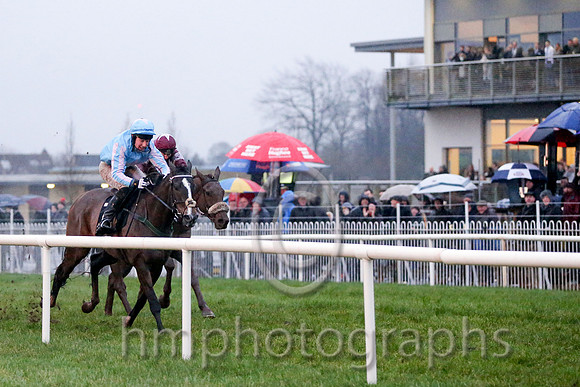 R7 Rushvale  Anthony Fox win the bumper at Down Royal