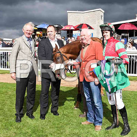 Trainer A L T Moore (on left) , Claragh Native and jockey Andrew J McNamara - IMG_9431-e