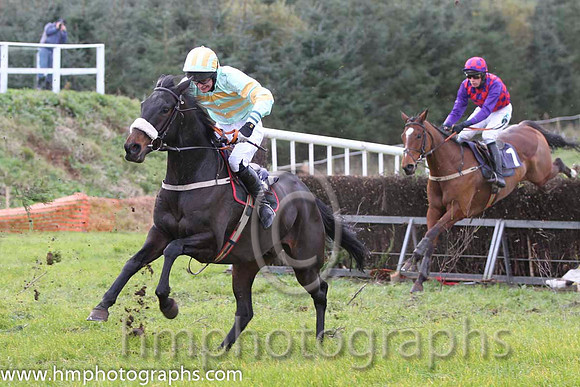 04 Rossmore's Pride & G Yemm - 4th (11, light green and yellow hoops) - FT8E0878-43
