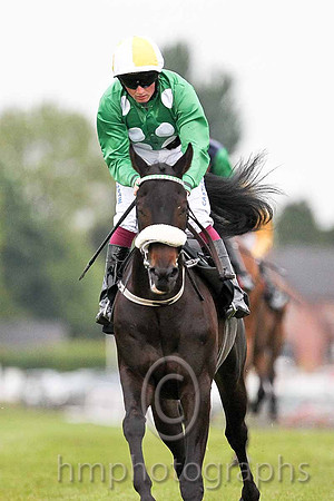 R7 - Torthai Beachta 10th, Jockey c D hayes - FT8E0612-e