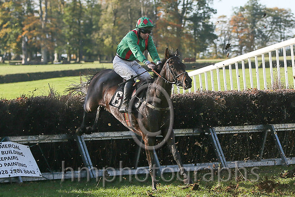 01st Ticinese (Gb) and M J O'Hare ( 6 , EMERALD GREEN,red braces; emerald green, plain sleeves; emerald green cap,red diamonds ) Trainer: Graham McKeever,, Owner : Mrs M.E. Hagan
