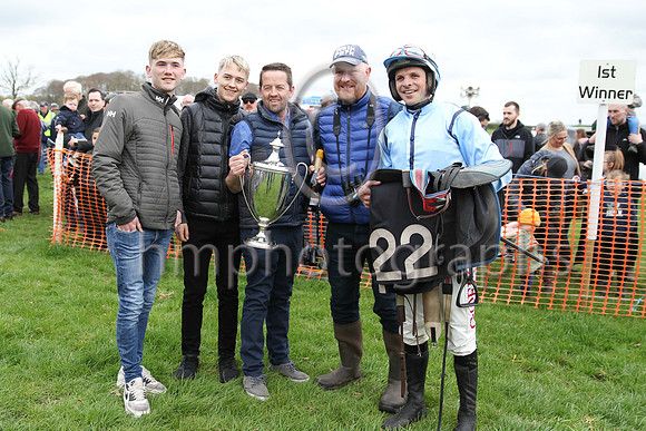 01st LARGY FORCE and B G Crawford ( 22 , EMERALD GREEN,purple star; emerald green sleeves,purple stars; purple cap,emerald green stars ) Trainer: S.R.B. Crawford,, Owner : Martin McGrogan Raymond Scu