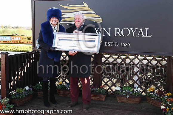 01st Bel Ami De Sivola and S W Flanagan ( 1 , maroon, white star, maroon cap ) Trainer - N Meade , Owner - Gigginstown House Stud
