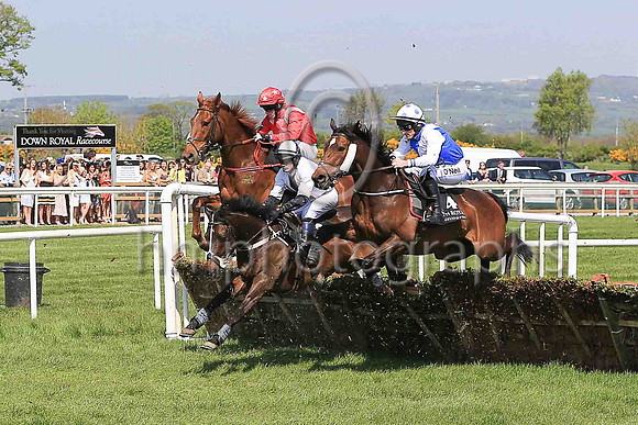 F Shalaman and S W Flanagan ( 4 , royal blue, white sash ) Trainer - Matthew J Smith , Owner - B J Hooper