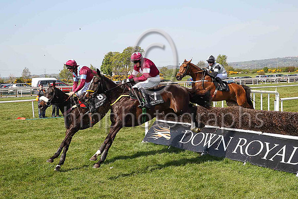 03rd Rise Of An Empire and B J Cooper ( 7 , maroon, white star, maroon cap ) Trainer - N Meade , Owner - Gigginstown House Stud