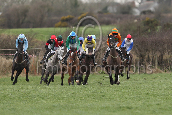 01st CROWDED ROOM and B O'Neill ( 14 , ORANGE; orange sleeves,green chevrons; orange  green hooped cap ) Trainer: Marshall Watson , Owner : Ray Nicholas