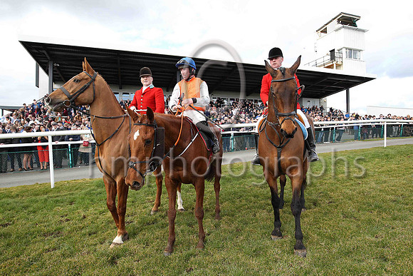 01st Poormans Hill and J W Kennedy ( 5 , orange ) Trainer - G Elliott , Owner - Vincent Caldwell  Mrs Kathleen Caldwell