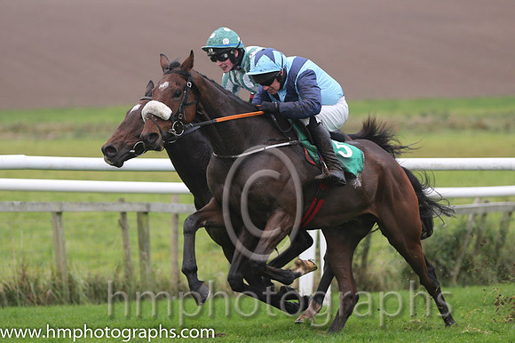 02 Fearachan and D E Mullins - - 02nd (1 ,Green and white stripes ) Trainer - A Mullins  01 Crown Theatre and P Carberry - - 01st (5 ,Light blue, dark blue chevron ) Trainer - G Elliott