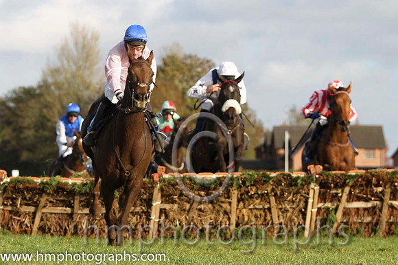 02 Lord of Isenay & Mr J E Flynn - 2nd (1,pink, white hoop ) - FT8E9917-42
