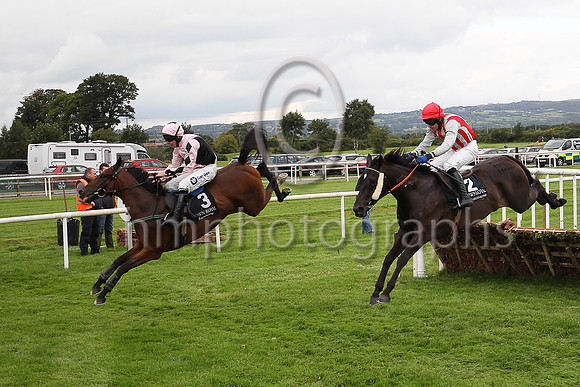 8th Downtown Rebeland S J Gray ( 2 , red and grey stripes ) Trainer - A Slattery , Owner - P Garvey