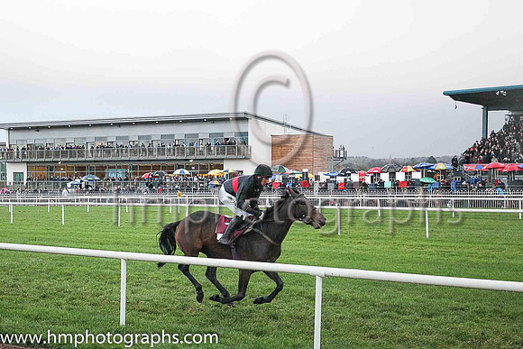 07th Galardo and Mr B O?Neill ( 7 , black, red band, black cap ) Trainer - S Wilson , Owner - S Wilson