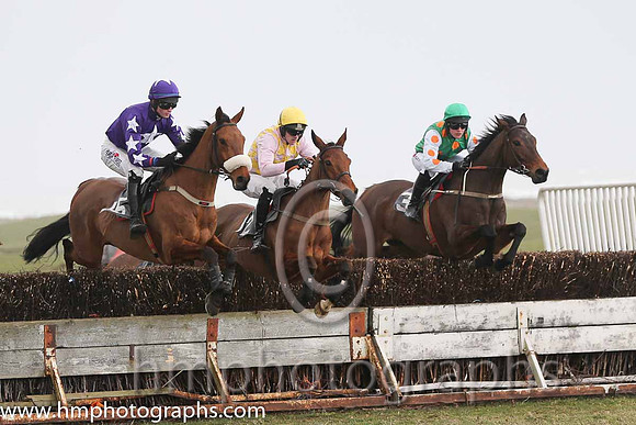 03rd Shanroe Street ( 15 )  J C Barry - Trainer: Karl Thornton - purple, white star , 06th Infantry Soldier ( 12 )  P D Collins - Trainer: Warren Ewing - yellow and pink check and 02nd A Bold Move ( 3