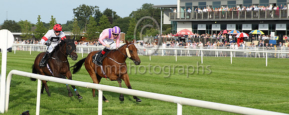 01st Massaman (1 , pink, maroon epaulettes ) Jockey: C T Keane , Trainer: Jack W Davison