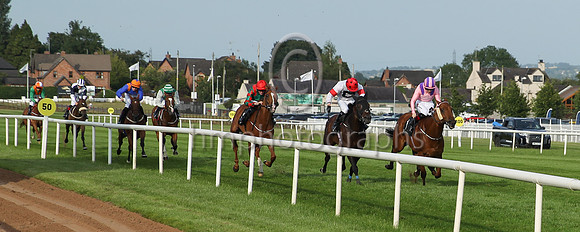01st Massaman (1 , pink, maroon epaulettes ) Jockey: C T Keane , Trainer: Jack W Davison