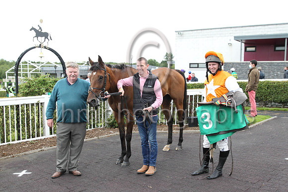 01st Walkers Point and Mr N McParlan ( 3 , orange, white star ) Trainer - S McParlan , Owner - G McGurgan