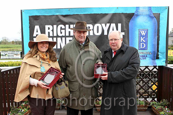 WKD Hurdle Prizegiving - CU2D4543-e2