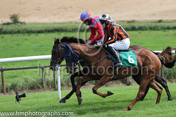 04th Christening Spoon and G N Fox ( 6 , black and orange stripes ) Trainer - R W T Brabazon , Owner - R W T Brabazon