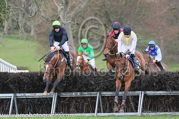 01st SOUND AND FURY and B O'Neill ( 16 , BLACK; black sleeves; green cap ) Trainer: Colin Bowe , Owner : Ltd. Milestone Bloodstock