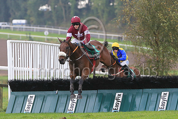 01st Ballela Boy and D J Mullins ( 1 , maroon, white star.maroon cap, white star ) Trainer - G Elliott , Owner - Gigginstown House Stud