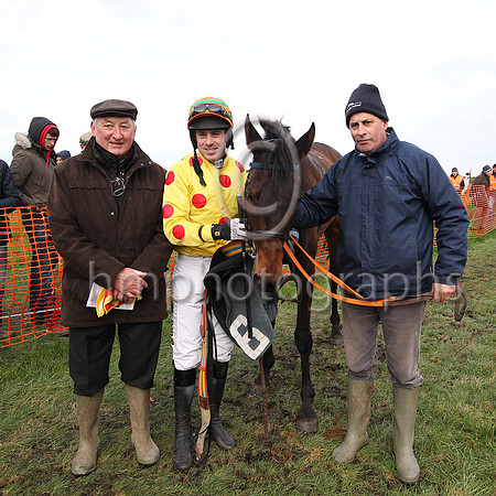 01st LACKEN BRIDGE and B O'Neill ( 6 , YELLOW,red spots; yellow  red hooped cap ) Trainer: Colin Bowe , Owner : Patrick P. Farrell
