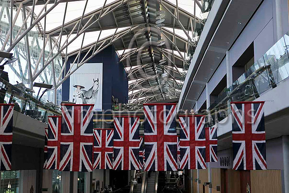 Ascot Interior - IMG_9865-e