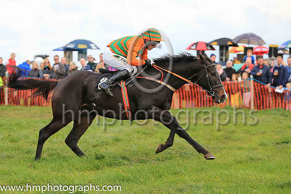 01st VALMY BAIE (FR) and B O'Neill ( 2 , ORANGE; orange sleeves,green chevrons; orange  green hooped cap ) Trainer: D.M. Christie,, Owner : Nicholas, Ray