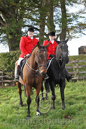 Huntsmen Robbie Hodge and Robert Gault at East Antrim Hunt Point to Point at Loughanmore